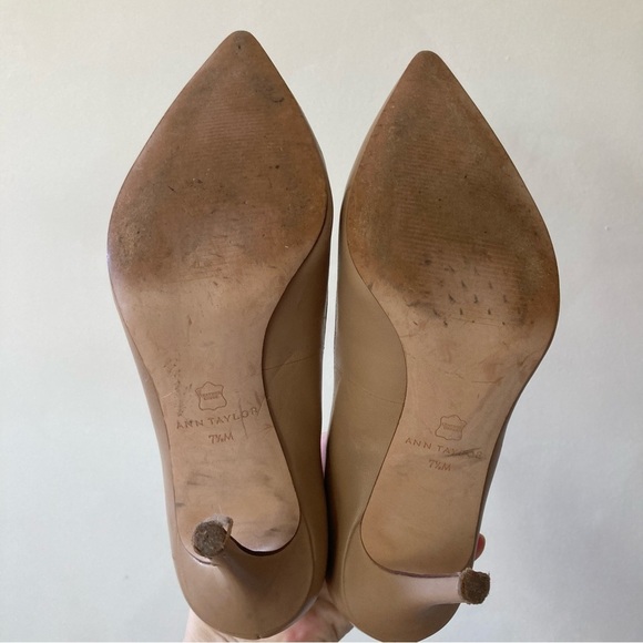 Ann Taylor | Mae Nude Leather Pointed Toe Stiletto Pumps - Picture 6 of 8